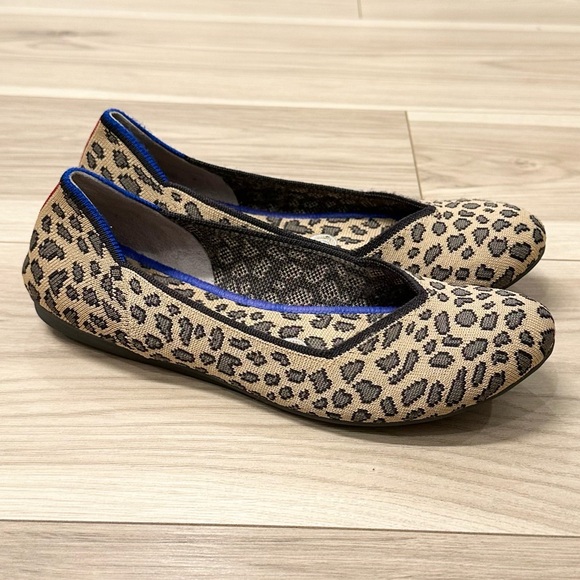 LIKE NEW Rothy’s Women’s Leopard Print Rounded-Toe Flats - Picture 1 of 9